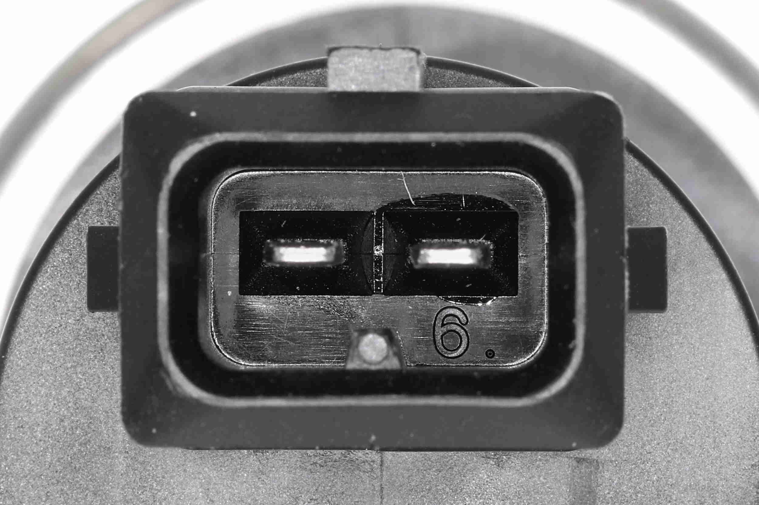 Valve, activated carbon filter