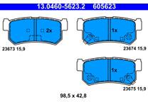 Rear brake pad set