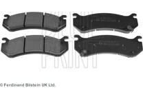 Rear brake pad set