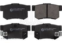 Rear brake pad set