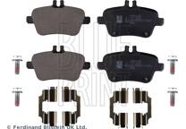 Rear brake pad set