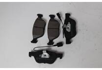 Front brake pad set