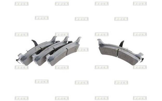 Rear brake pad set
