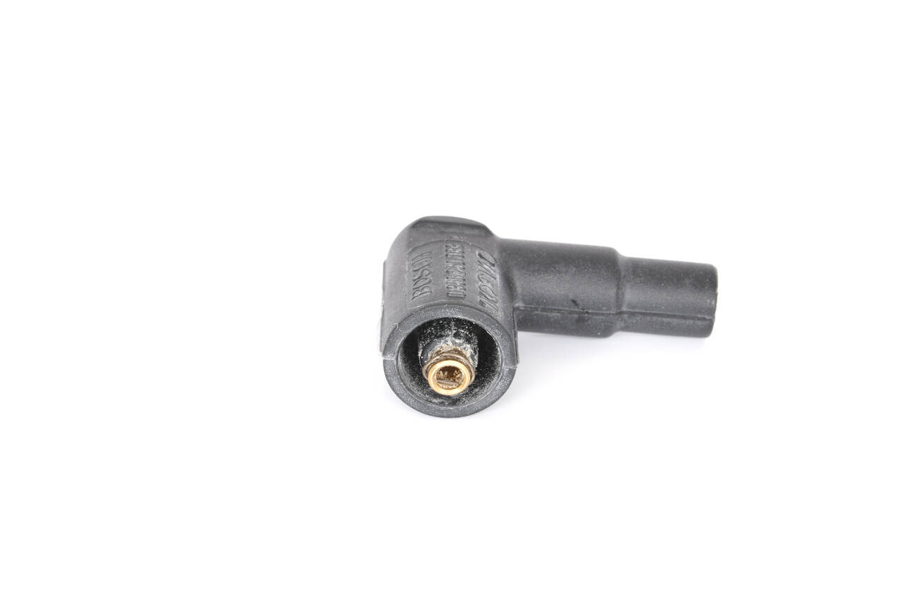 Plug, distributor