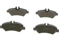 Rear brake pad set