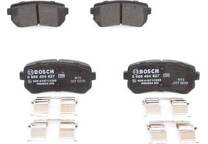 Rear brake pad set