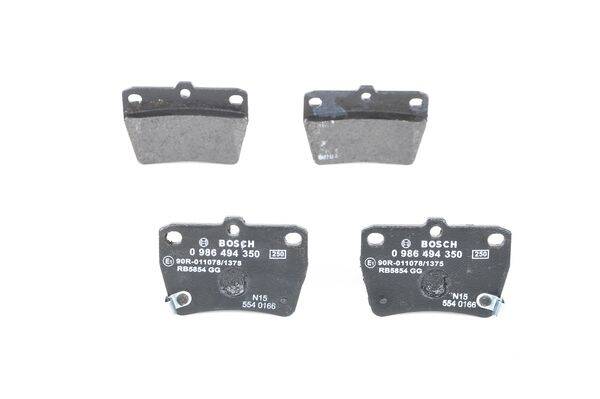 Rear brake pad set