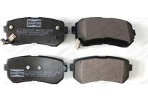 Rear brake pad set