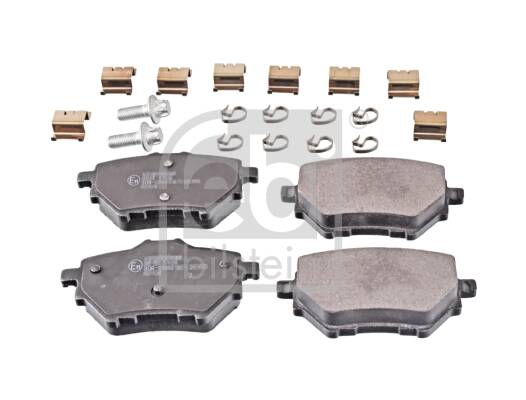 Rear brake pad set