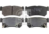 Rear brake pad set