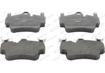 Rear brake pad set