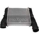 Radiador de aire de admisión MAXGEAR - AC696200