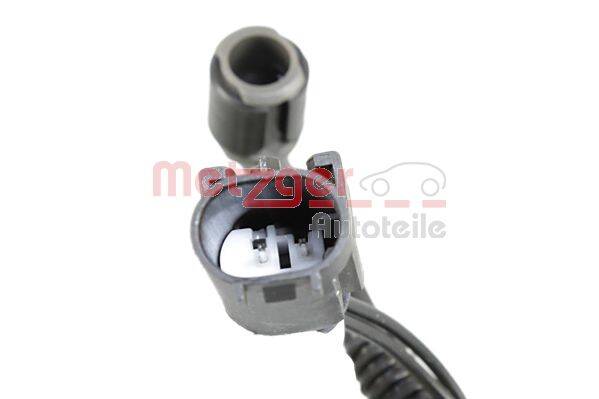 Washer hose valve