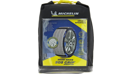 https://dam-media.mister-auto.com/michelin/chaines-a-neige/008411/624x390/921008411-9-2.png?width=440&height=248