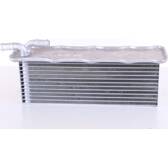 Intercooler, inlaatluchtkoeler NISSENS - 96318