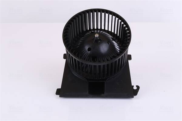 Cabin suction fan