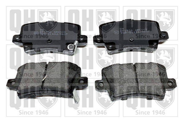 Rear brake pad set