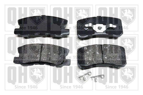 Rear brake pad set