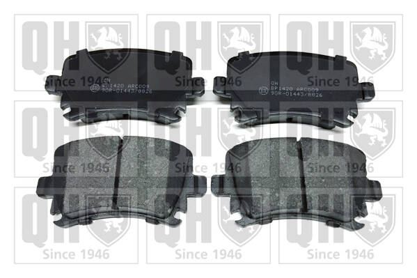Rear brake pad set