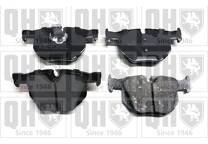 Rear brake pad set