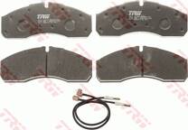 Front brake pad set