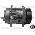 Kompressor, Klimaanlage VEMO - V22-15-0017